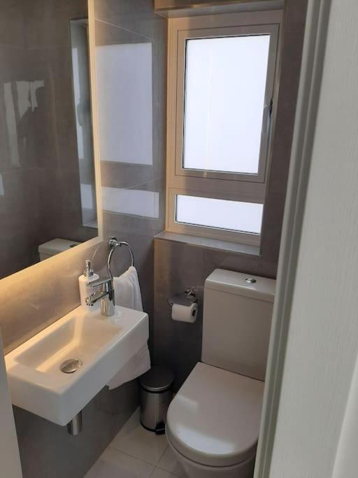 New Seafront Apartment - Spectacular Views St. Paul's Bay Dış mekan fotoğraf
